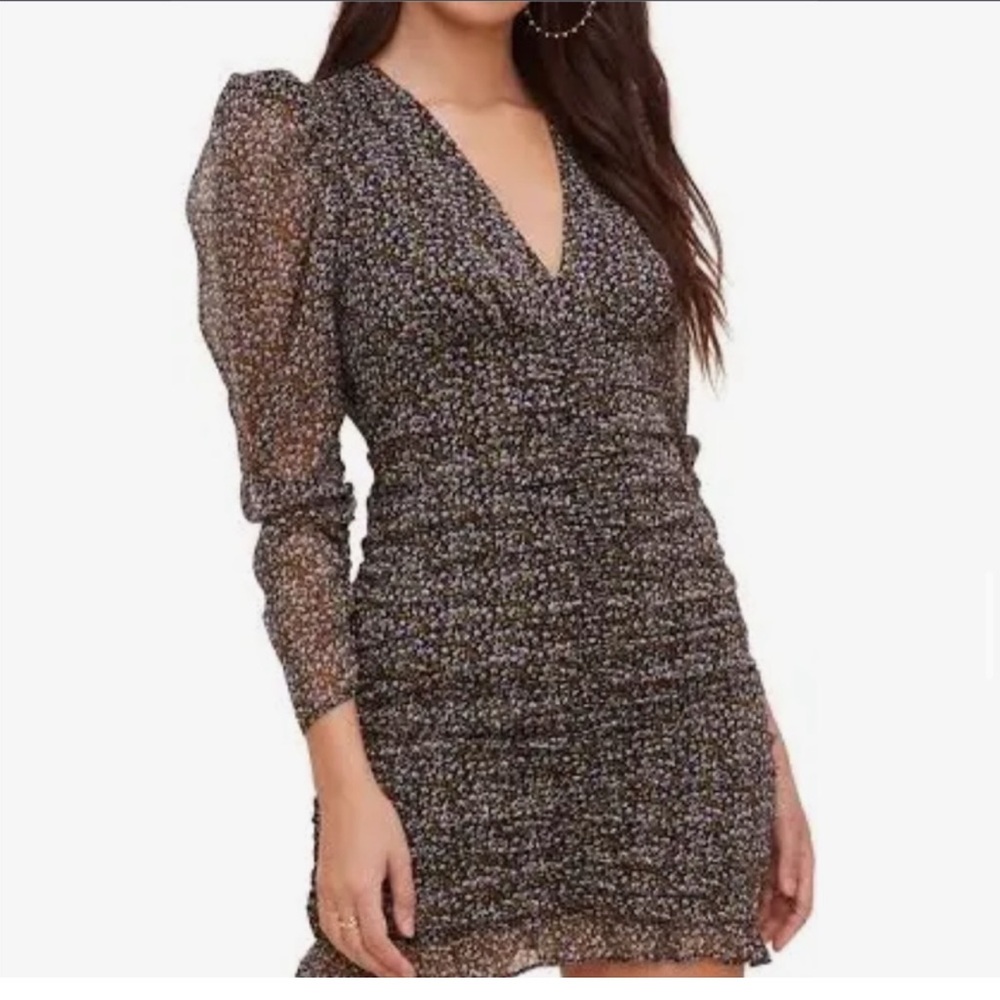 Astr the Label Ruched Long-Sleeved Floral Mini Dress Size XS